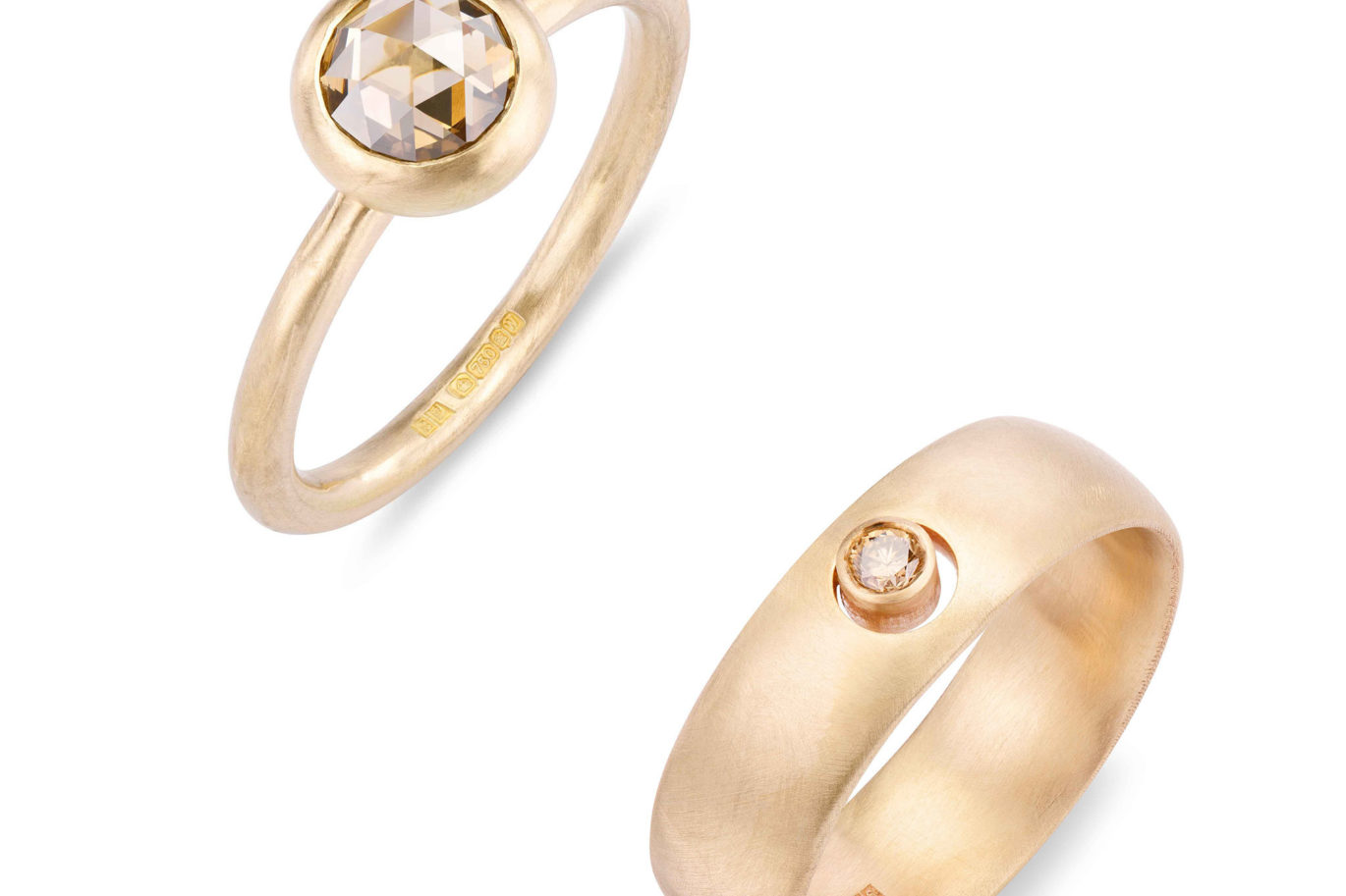 Coloured stone Engagement Ring designs - Shona has created wonderful new engagement ring designs with coloured stones that are sure to stand out.